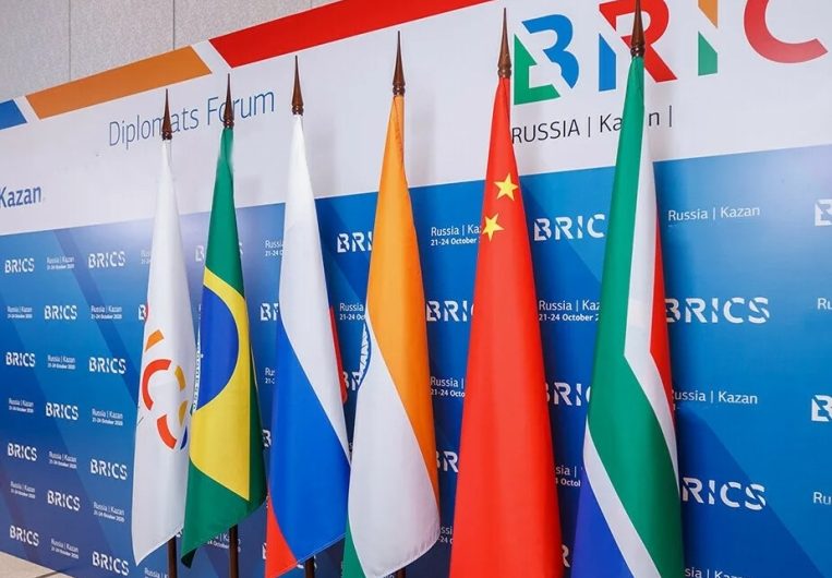 ТОП-5 стран БРИКС, которые выбирают российские компании для командировок